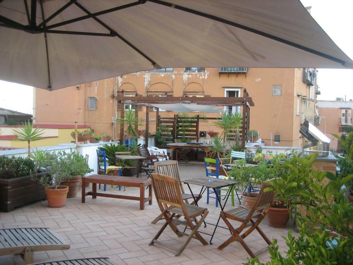 Bed and Breakfast Il Portoncino Neapol Zewnętrze zdjęcie