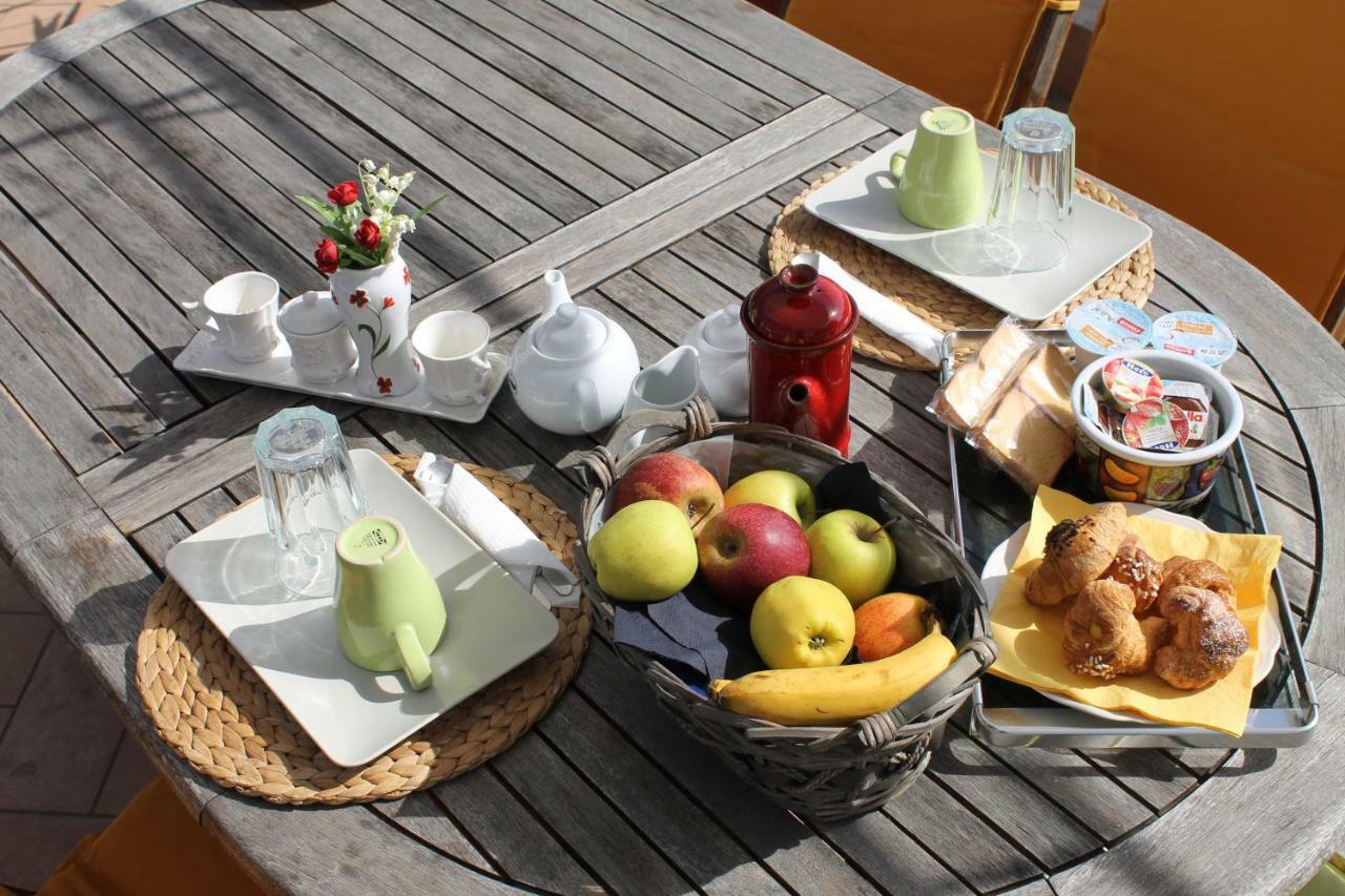 Bed and Breakfast Il Portoncino Neapol Zewnętrze zdjęcie