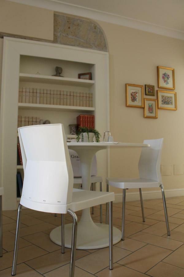 Bed and Breakfast Il Portoncino Neapol Zewnętrze zdjęcie