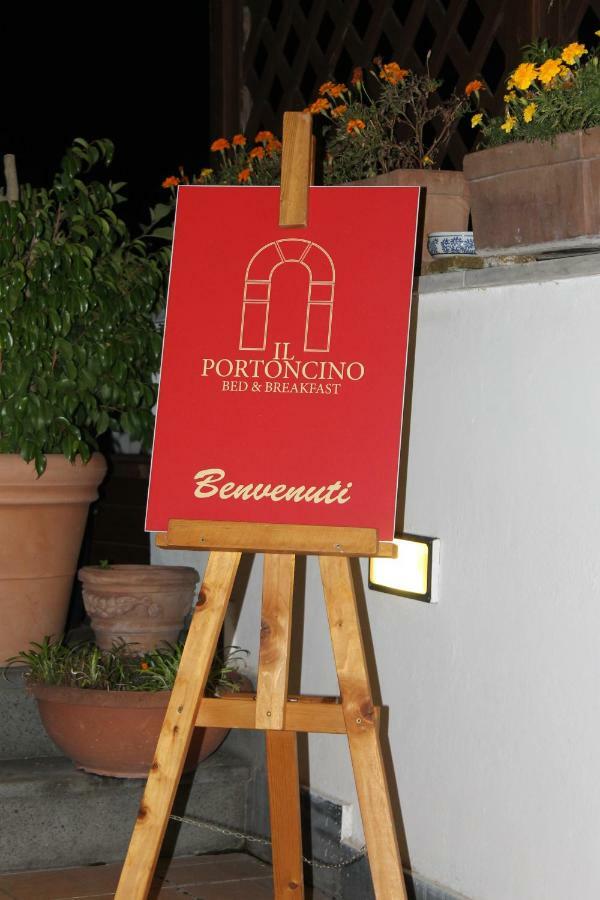 Bed and Breakfast Il Portoncino Neapol Zewnętrze zdjęcie