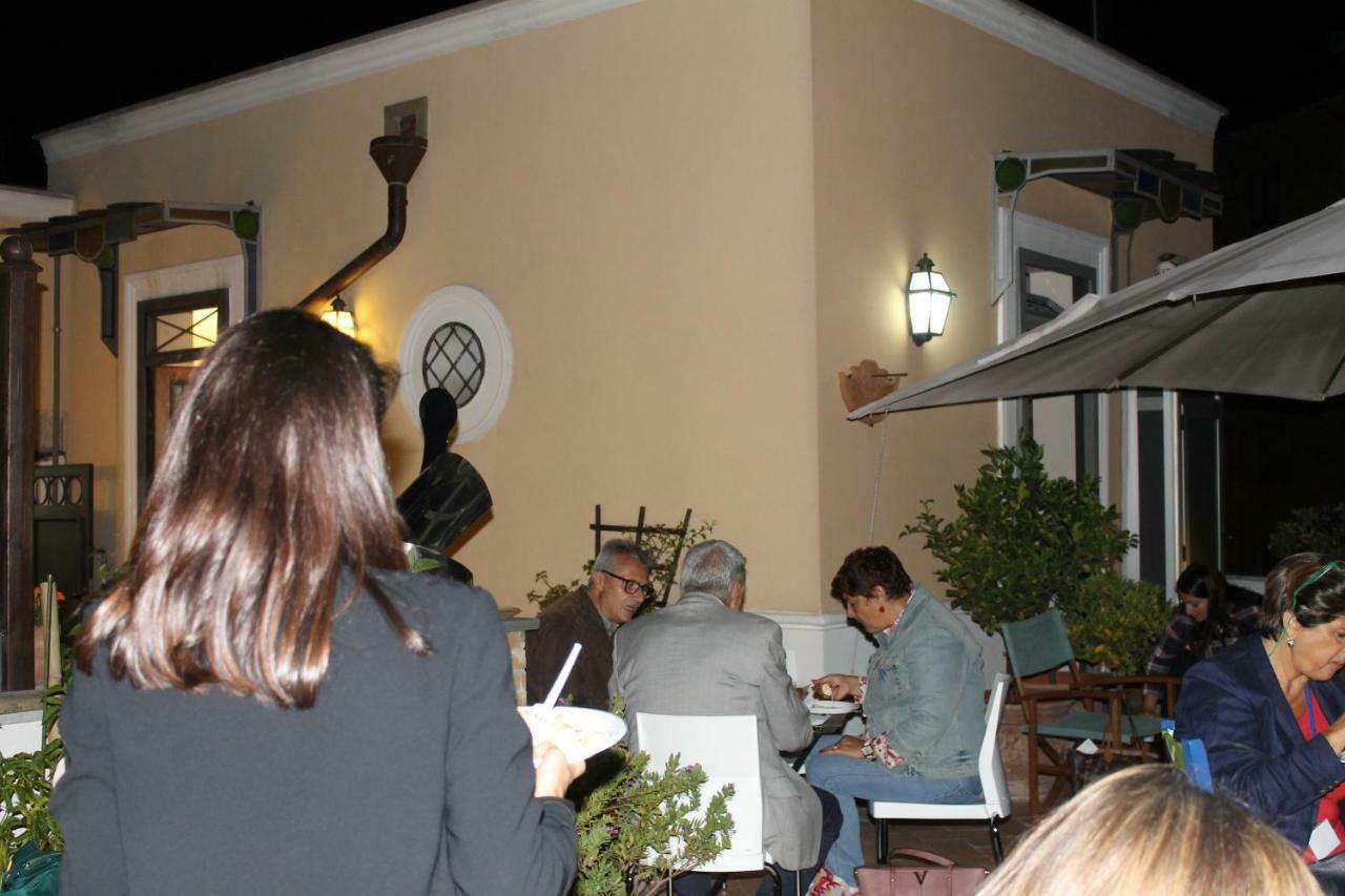 Bed and Breakfast Il Portoncino Neapol Zewnętrze zdjęcie